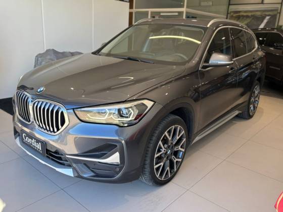 BMW X1 2.0 16V TURBO ACTIVEFLEX SDRIVE20I X-LINE 4P AUTOMÁTICO BMW X1 2.0 16V TURBO ACTIVEFLEX SDRIVE20I X-LINE 4P AUTOMÁTICO